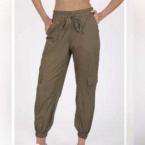 Tobi olive green cargo joggers